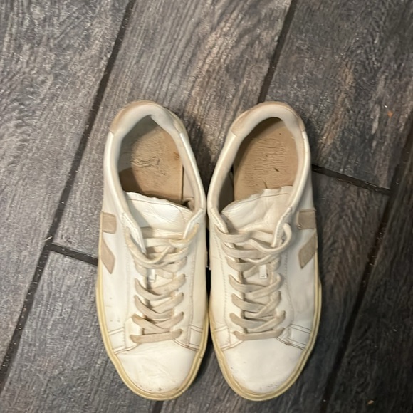 Veja Campos Sneakers - Picture 3 of 5